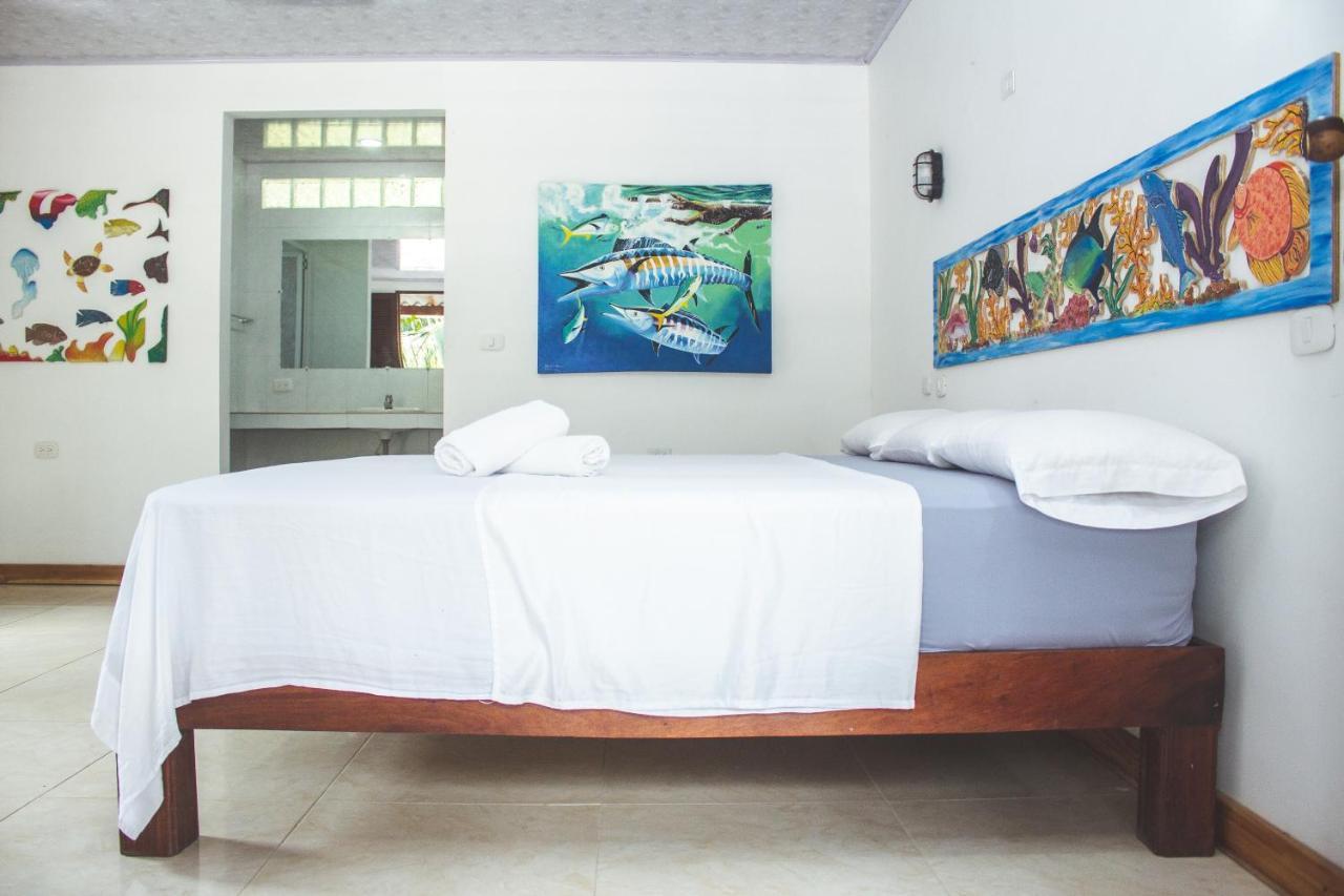 Isla Grande Eco-Hostal מראה חיצוני תמונה