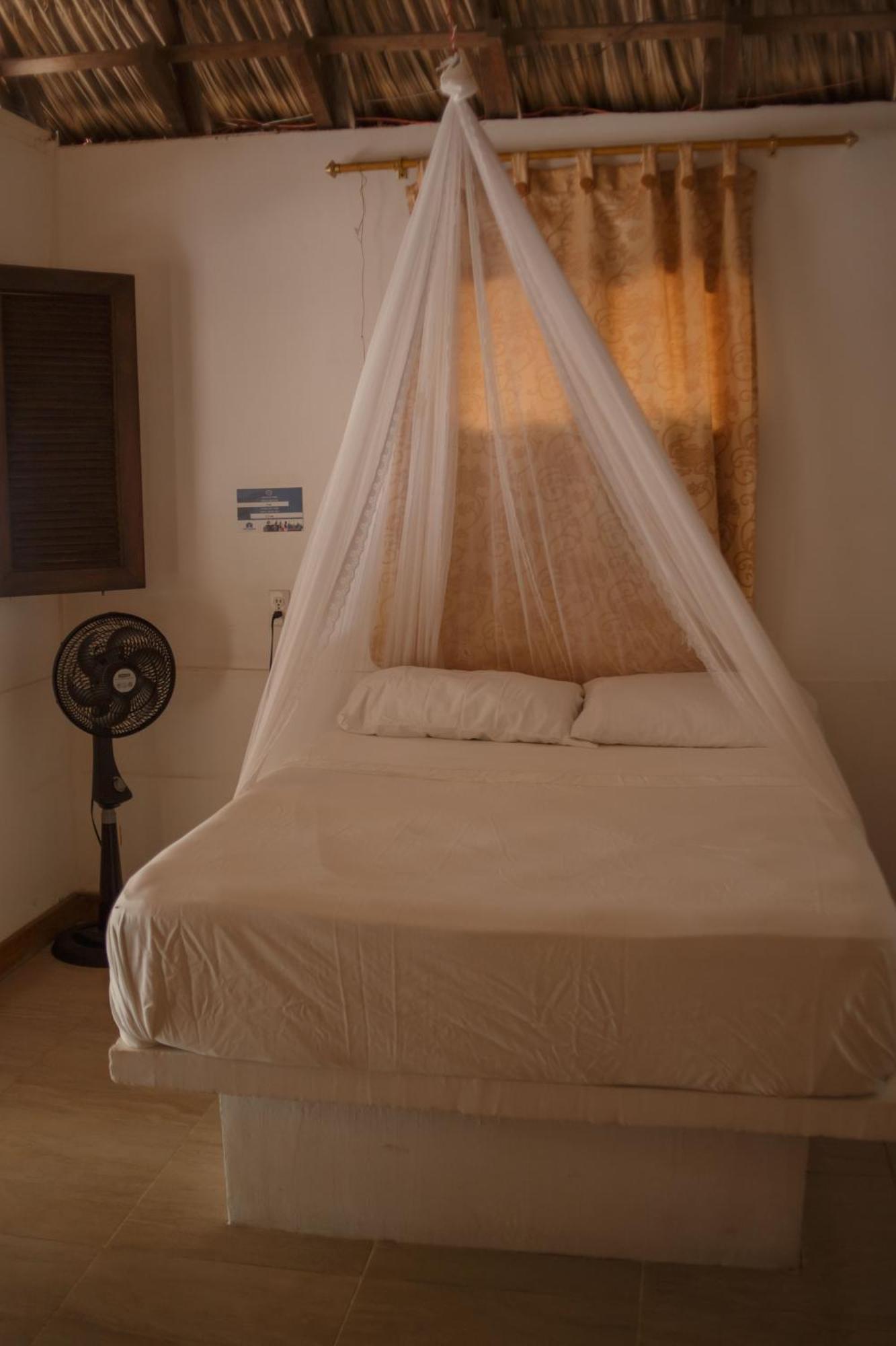 Isla Grande Eco-Hostal מראה חיצוני תמונה