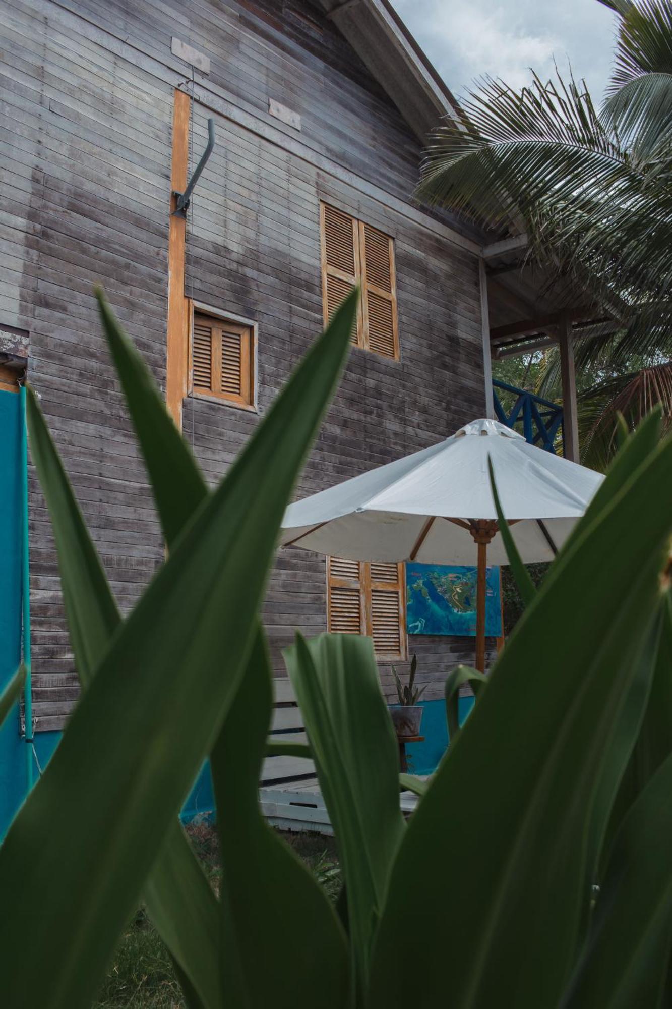 Isla Grande Eco-Hostal מראה חיצוני תמונה
